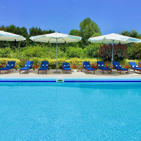 Ca' Leone - Regina Vittoria - Apartment With Pool Mira Exteriör bild