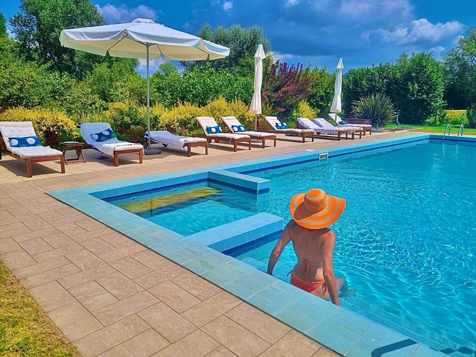 Ca' Leone - Regina Vittoria - Apartment With Pool Mira Exteriör bild